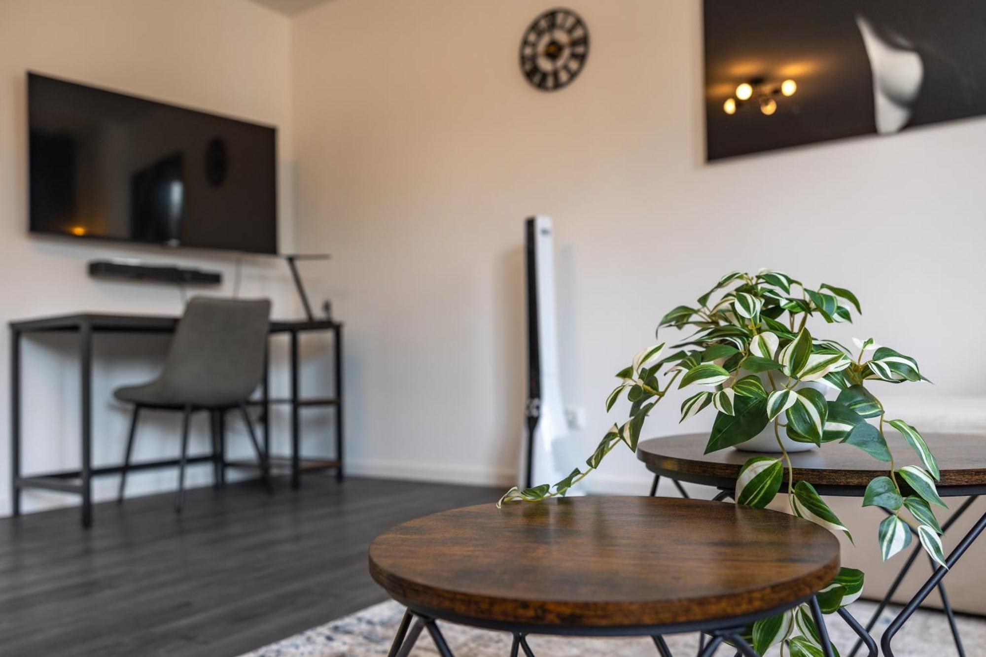 Sweethome - Maisonette Apartment, Parkplatz, Wifi, Naehe Zentrum Furstenfeldbruck Bagian luar foto