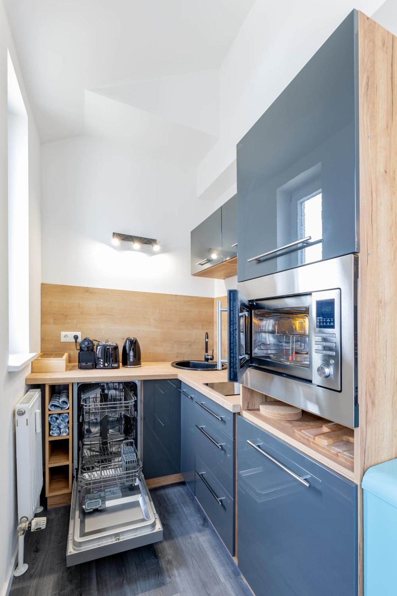 Sweethome - Maisonette Apartment, Parkplatz, Wifi, Naehe Zentrum Furstenfeldbruck Bagian luar foto